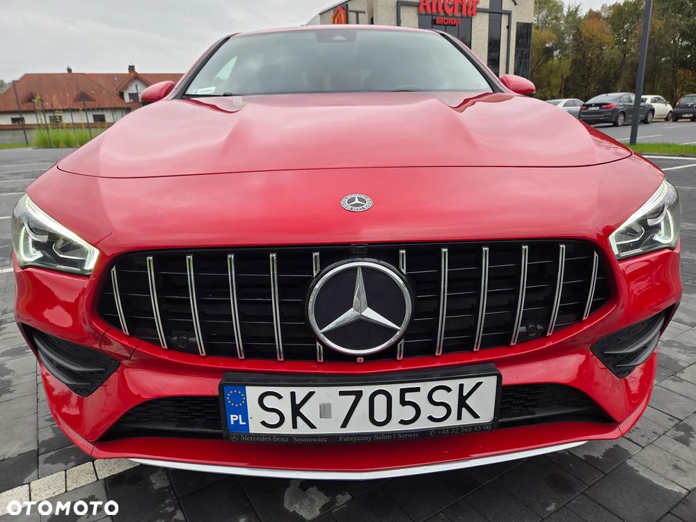 Mercedes-Benz CLA 220 4-Matic AMG Line 7G-DCT - 12