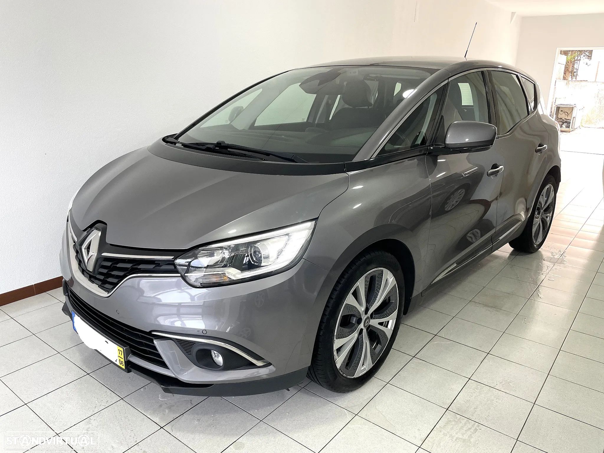 Renault Scénic 1.5 dCi Exclusive SS - 1