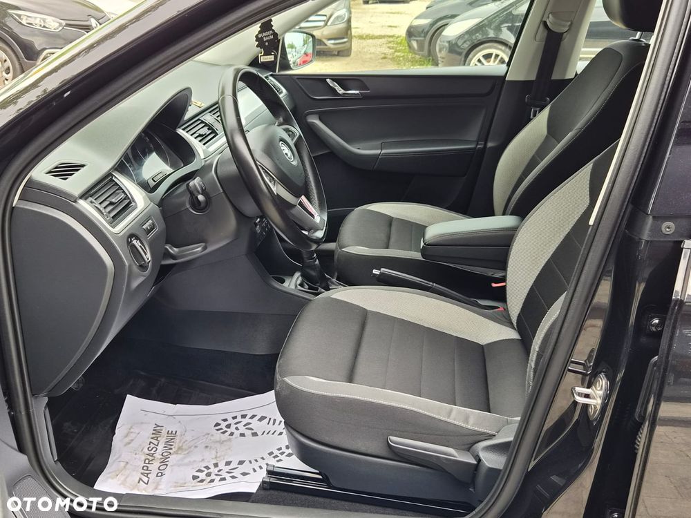 Skoda RAPID 1.2 TSI Active - 27