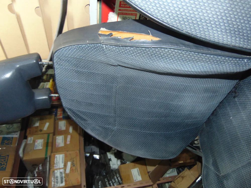 Toyota Starlet EP70 bancos - 5