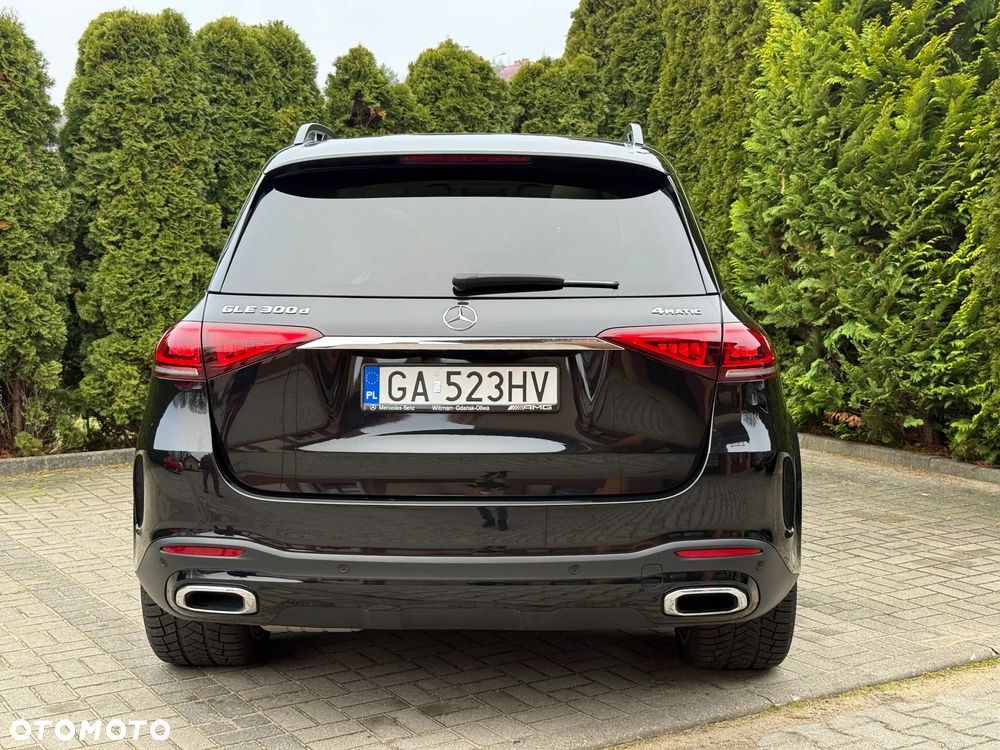 Mercedes-Benz GLE 300 d 4-Matic Premium Plus - 3