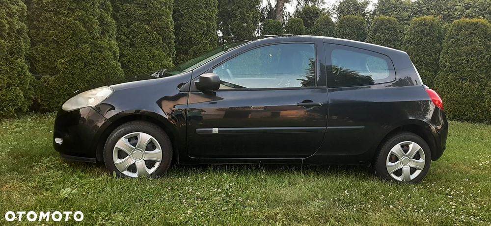 Renault Clio - 7