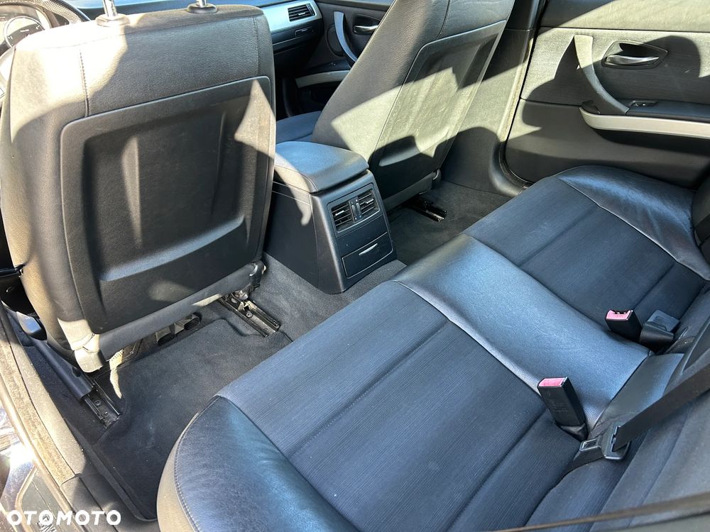 BMW Seria 3 318d - 8