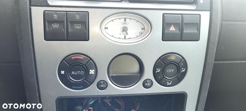 Ford Mondeo MK3 - Panel Klimatyzacji - 1