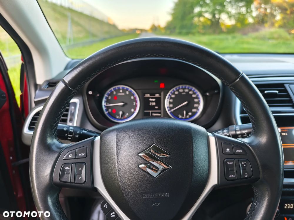 Suzuki SX4 S-Cross - 25