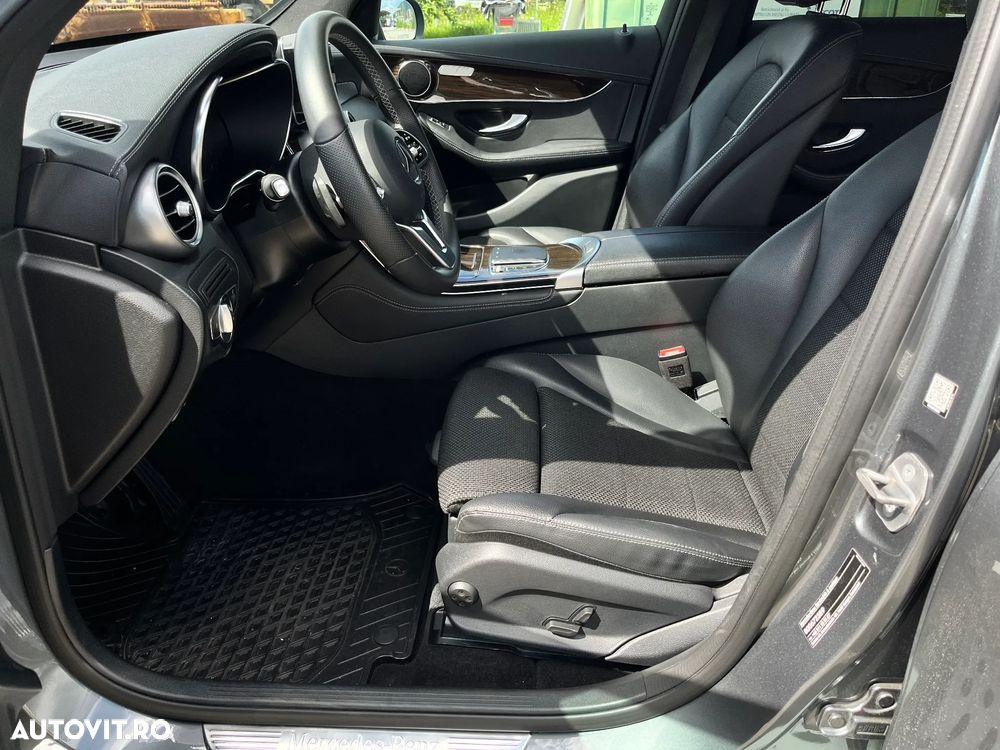 Mercedes-Benz GLC 220 d 4MATIC - 11