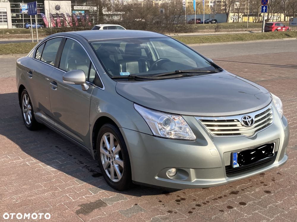 Toyota Avensis 2.0 D-4D 2010 - 1