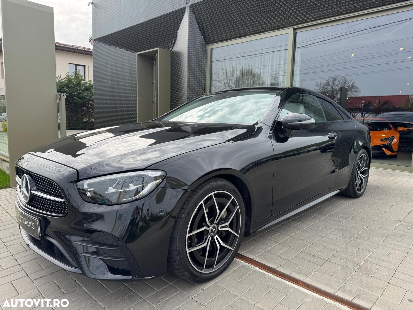 Mercedes-Benz E - 21