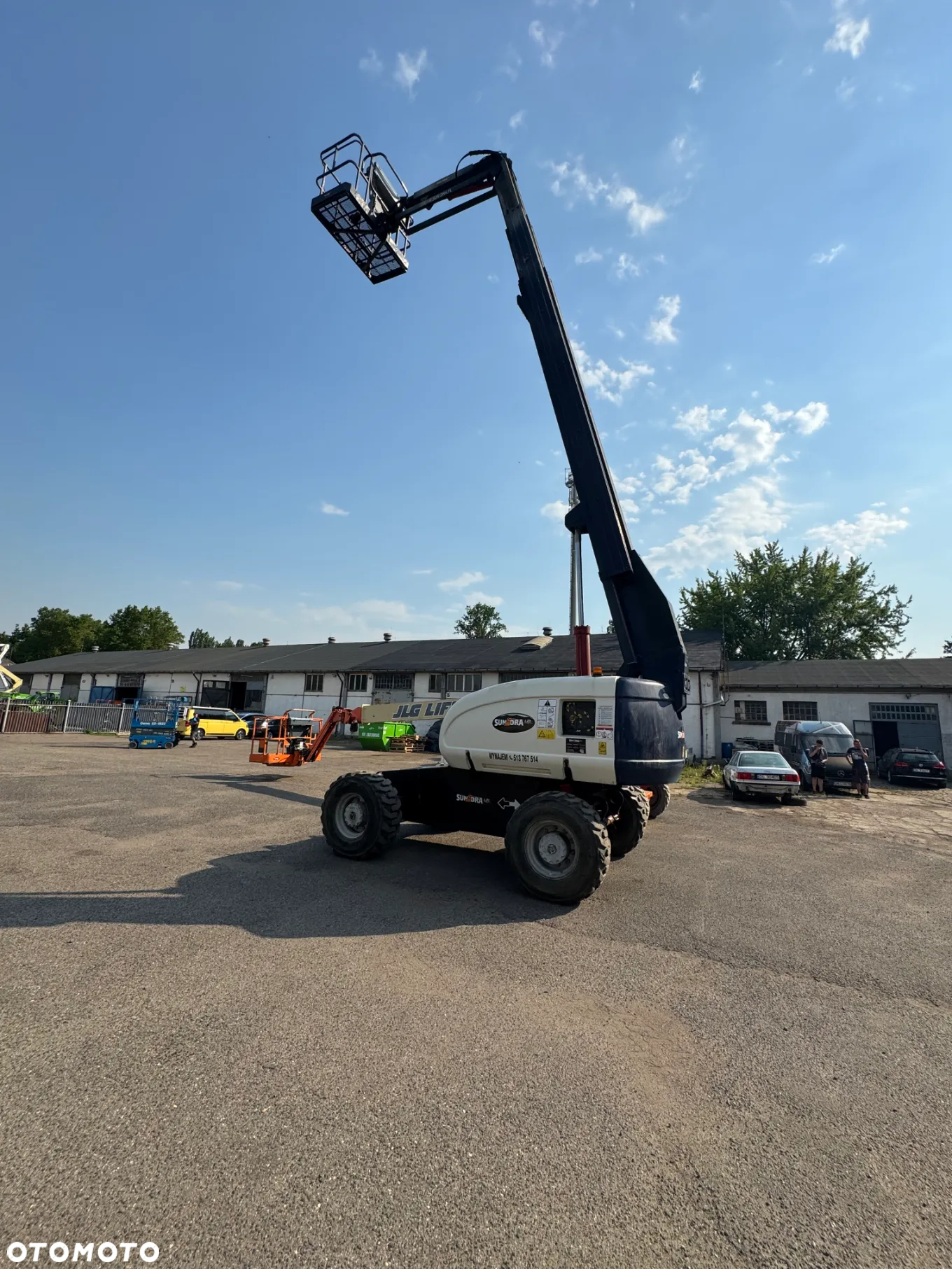 JLG 660SJ - 18