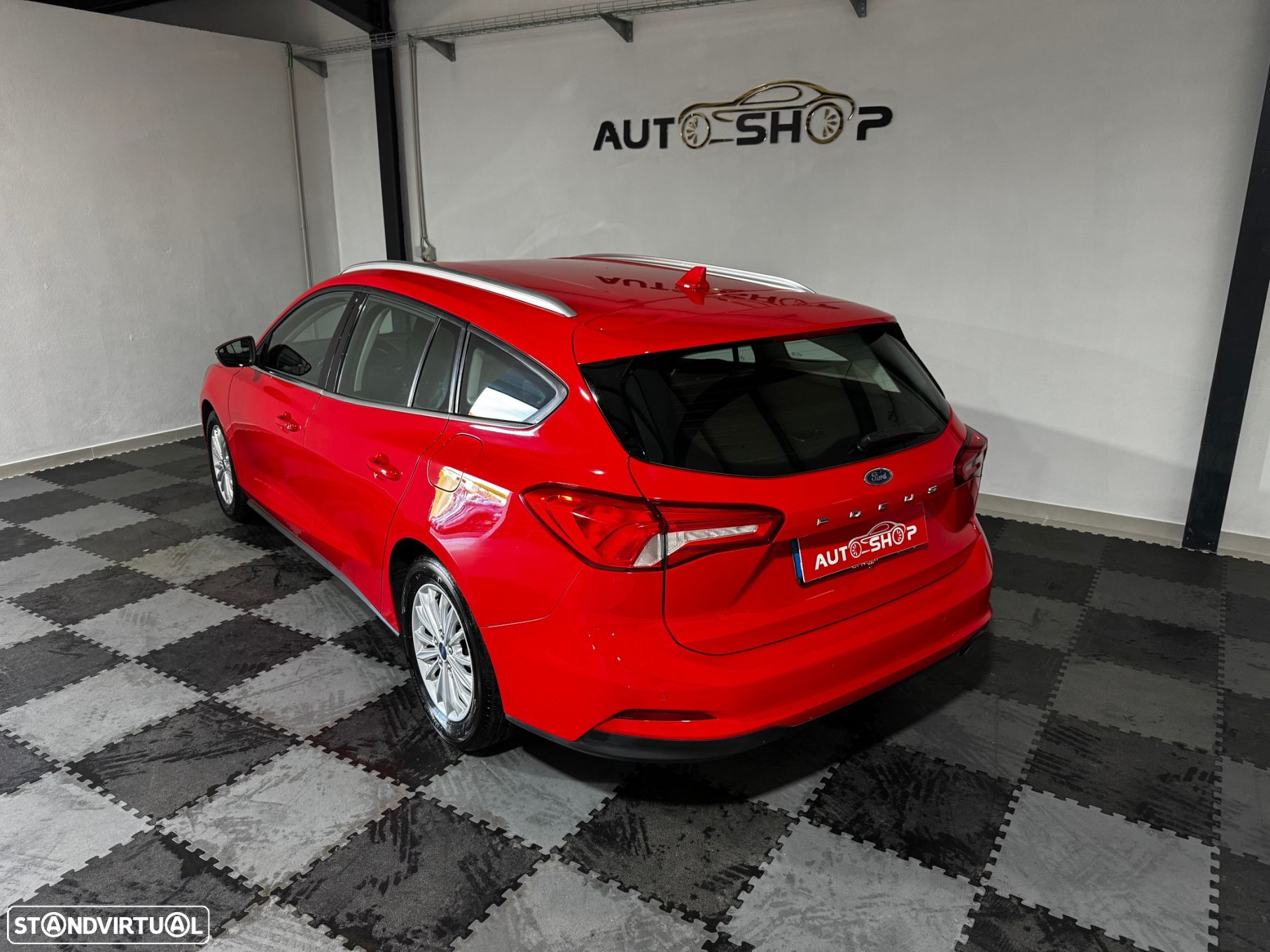 Ford Focus SW - 17