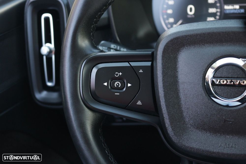 Volvo XC 40 1.5 T2 Essential - 36