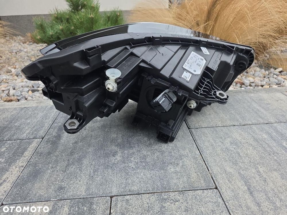 BMW X1 U11 Lampy przód Full Led Basic Led 5A9A221–02 5A5BD44-02 - 10