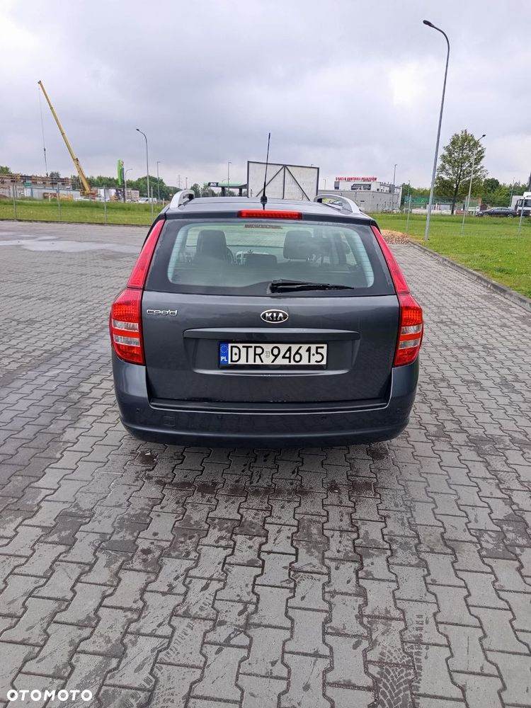 Kia Ceed 1.6 Comfort + - 4