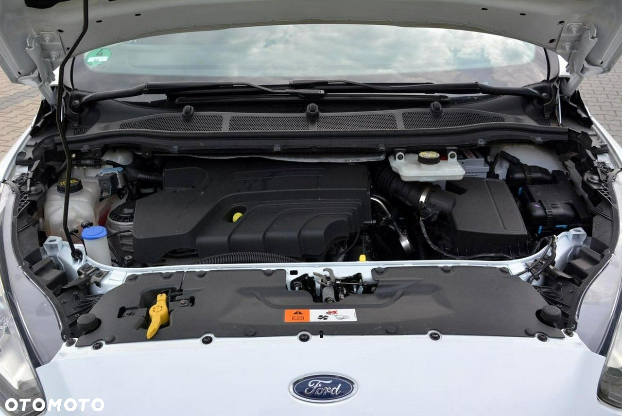 Ford S-Max 2.0 TDCi Titanium - 37