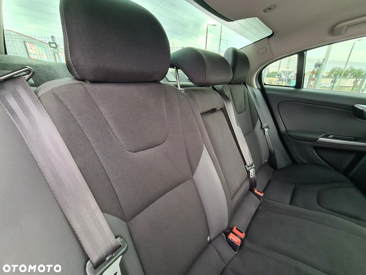 Volvo S60 D3 Geartronic Kinetic - 28