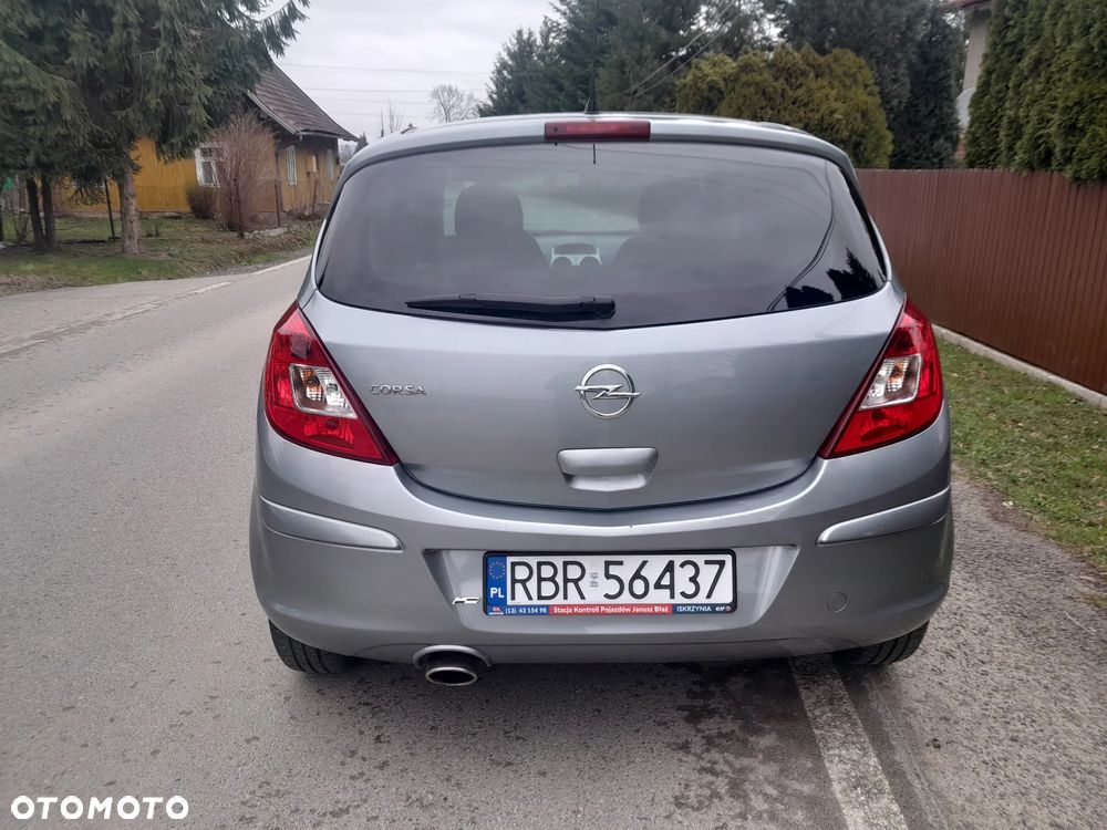 Opel Corsa 1.4 16V 150 Jahre - 5