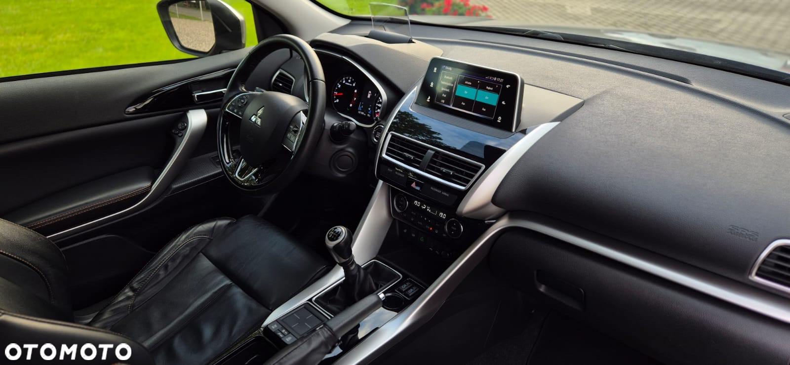 Mitsubishi Eclipse Cross - 34