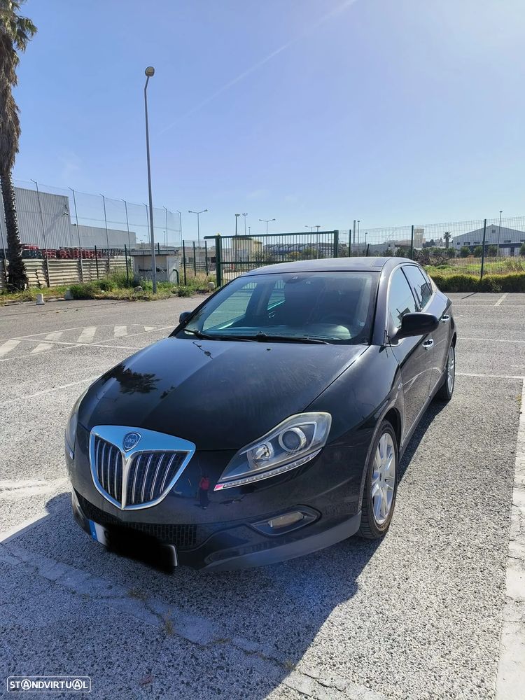 Lancia Delta 1.6 M-Jet Oro - 1