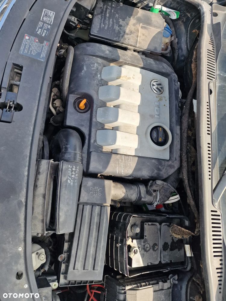 VW touran 1 lift 1.9 tdi BXE skrzynia 6b JYK lakier LD5Q na części - 6