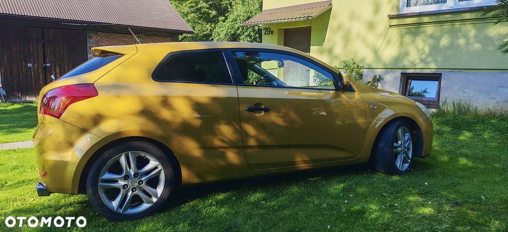 Kia ProCeed - 4