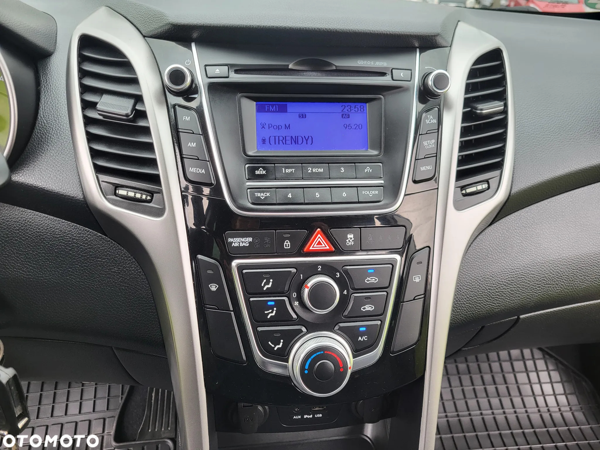 Hyundai i30 1.6 Comfort - 29