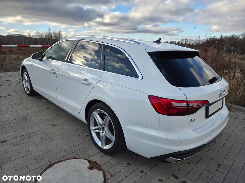 Audi A4 Avant 40 TDI quattro S tronic S line - 14