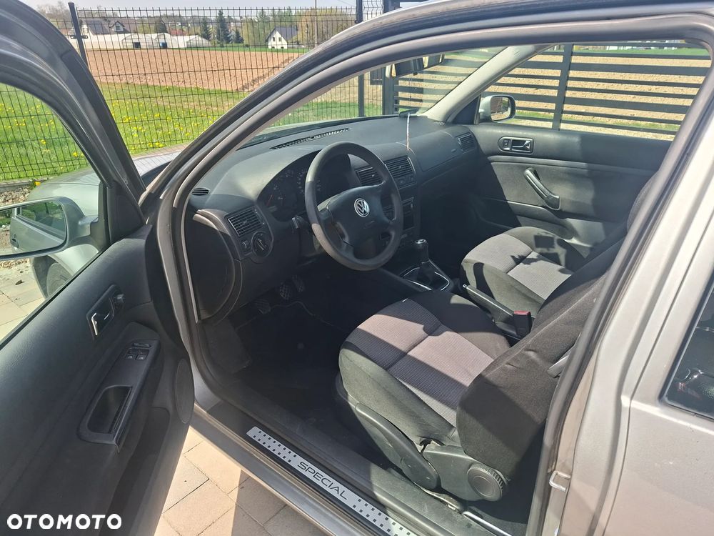 Volkswagen Golf 1.9 TDI Comfortline - 7