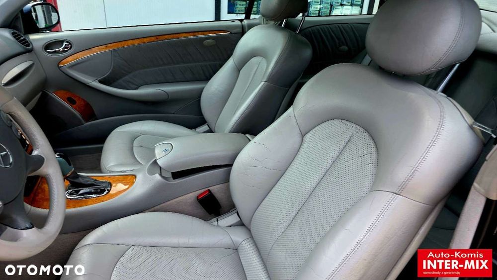 Mercedes-Benz CLK - 23