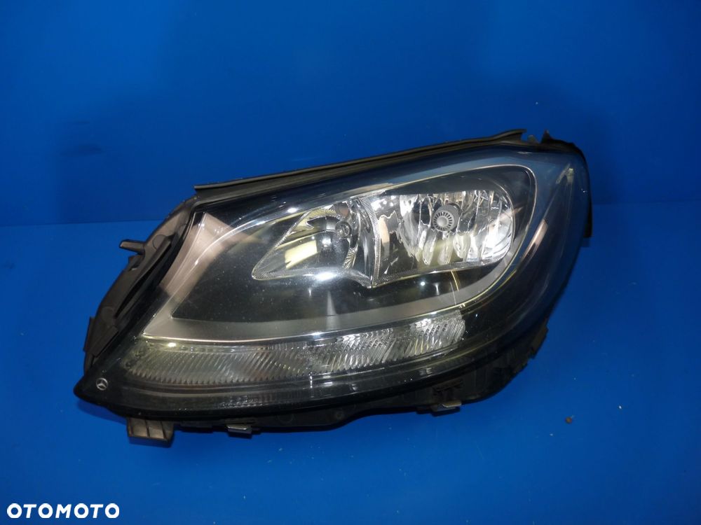 MERCEDES C W205 LAMPA LEWA LEWY PRZÓD PRZEDNIA - 1