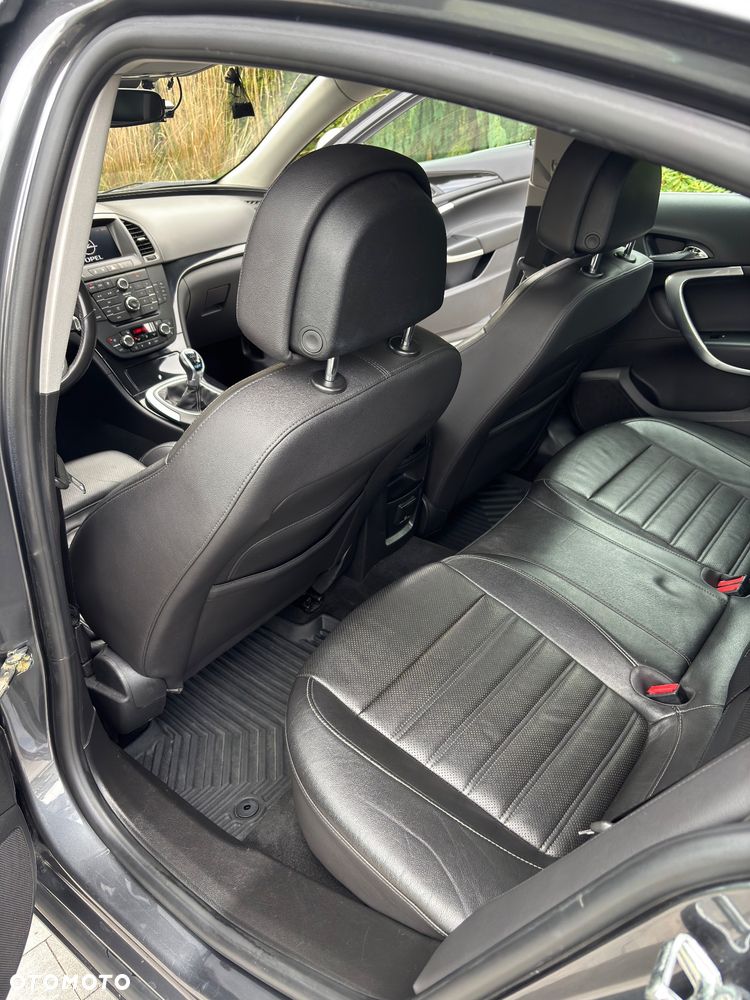 Opel Insignia - 17