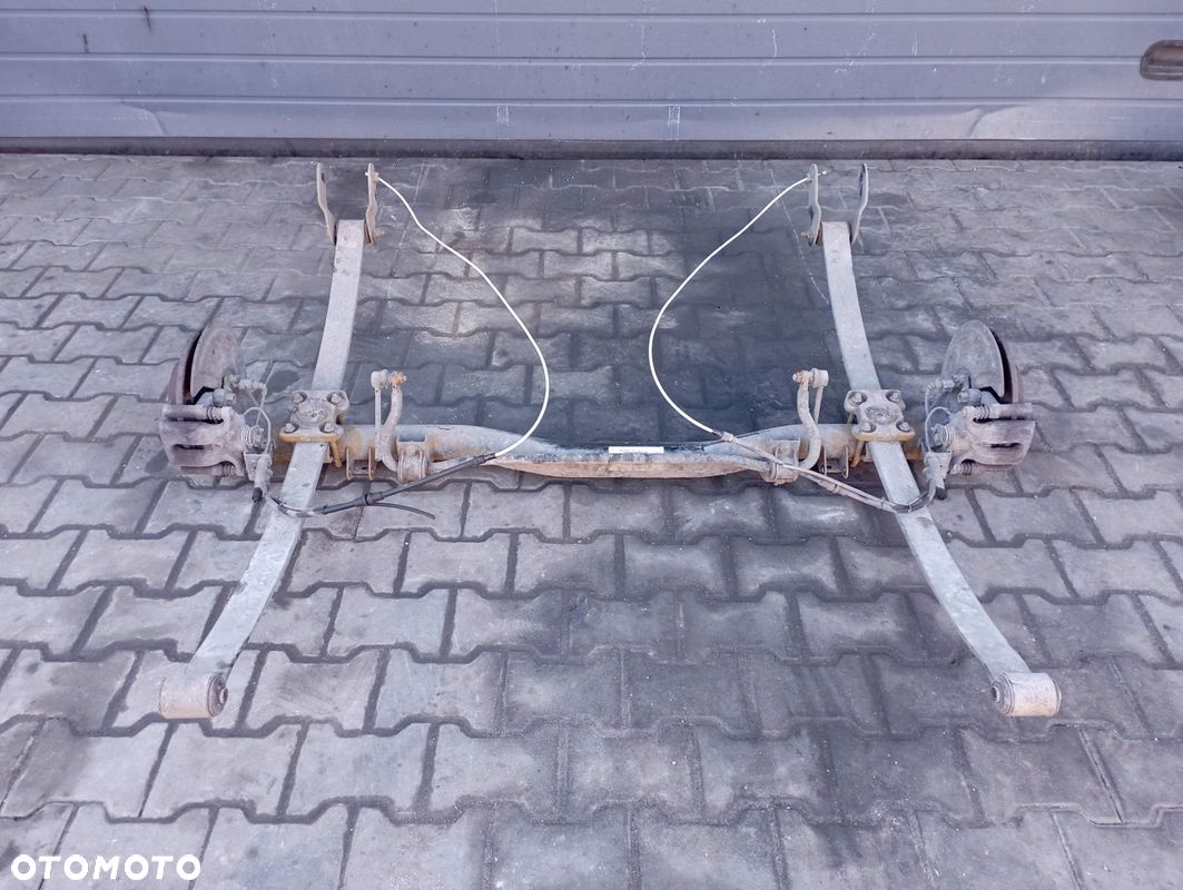 VW CADDY III 3 ZAWIESZENIE BELKA TYŁ TYLNE 2K5500051CB - 1