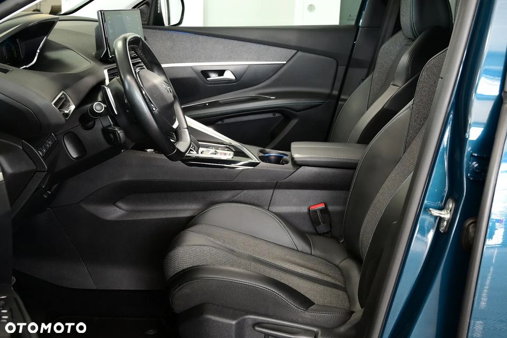 Peugeot 3008 1.6 PureTech Hybrid PHEV Allure S&S EAT8 - 19