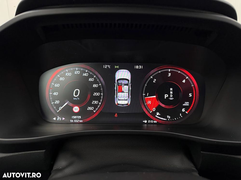 Volvo XC 40 D3 AWD R-Design - 8