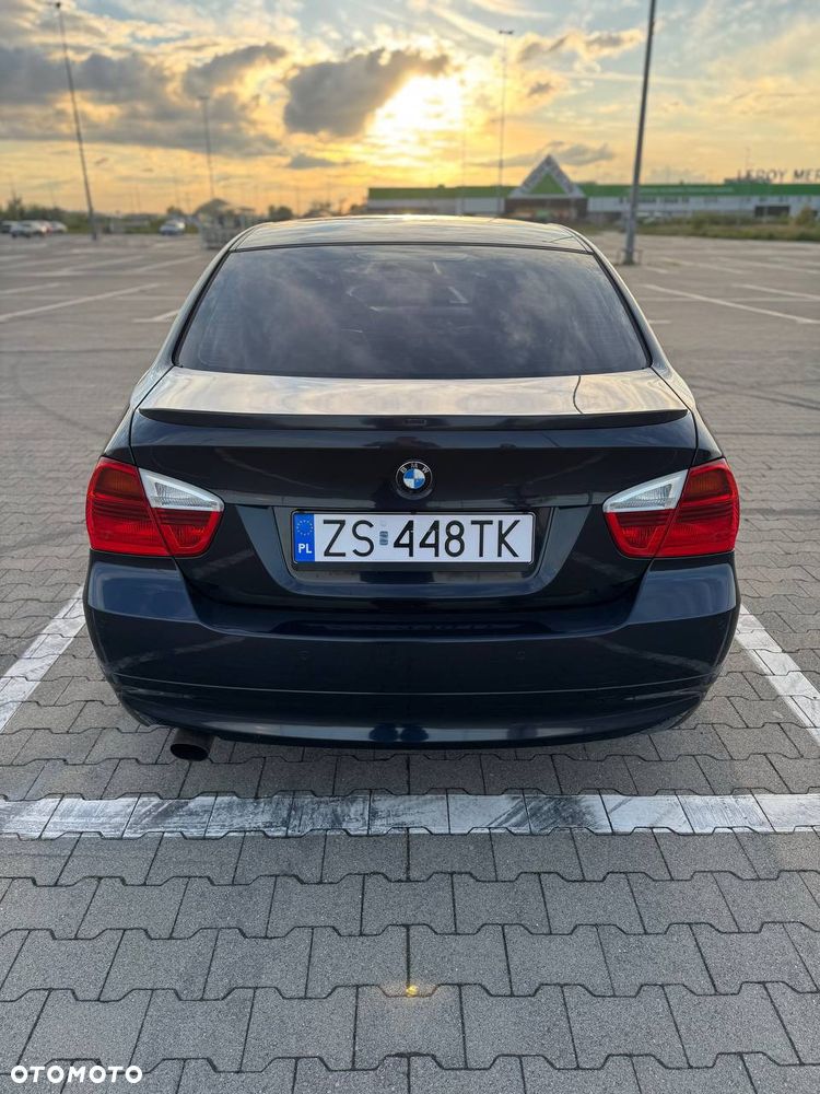BMW Seria 3 320d DPF - 24