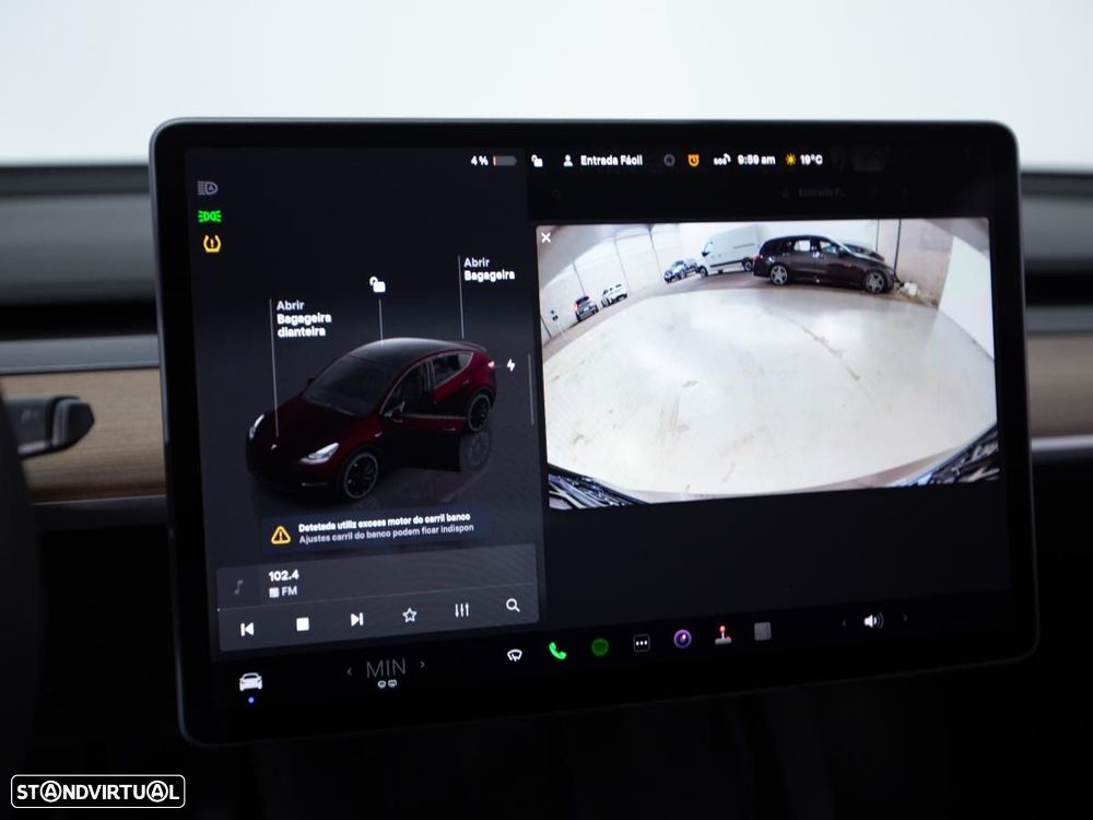 Tesla Model Y Performance Dual Motor AWD - 29