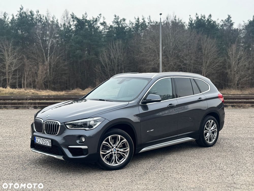 BMW X1 xDrive25i xLine - 5
