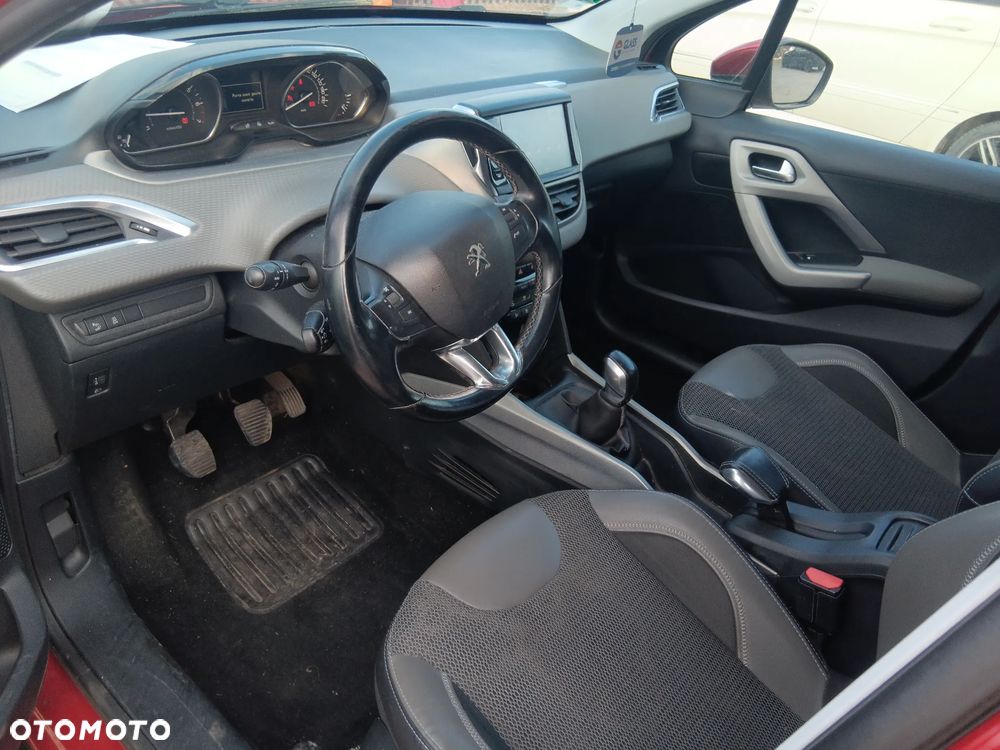 Peugeot 2008 PureTech 82 Active - 6