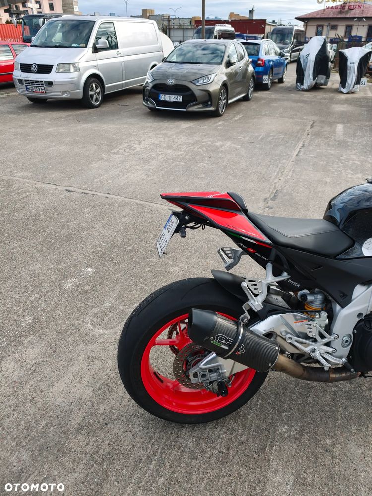 Aprilia Tuono - 15
