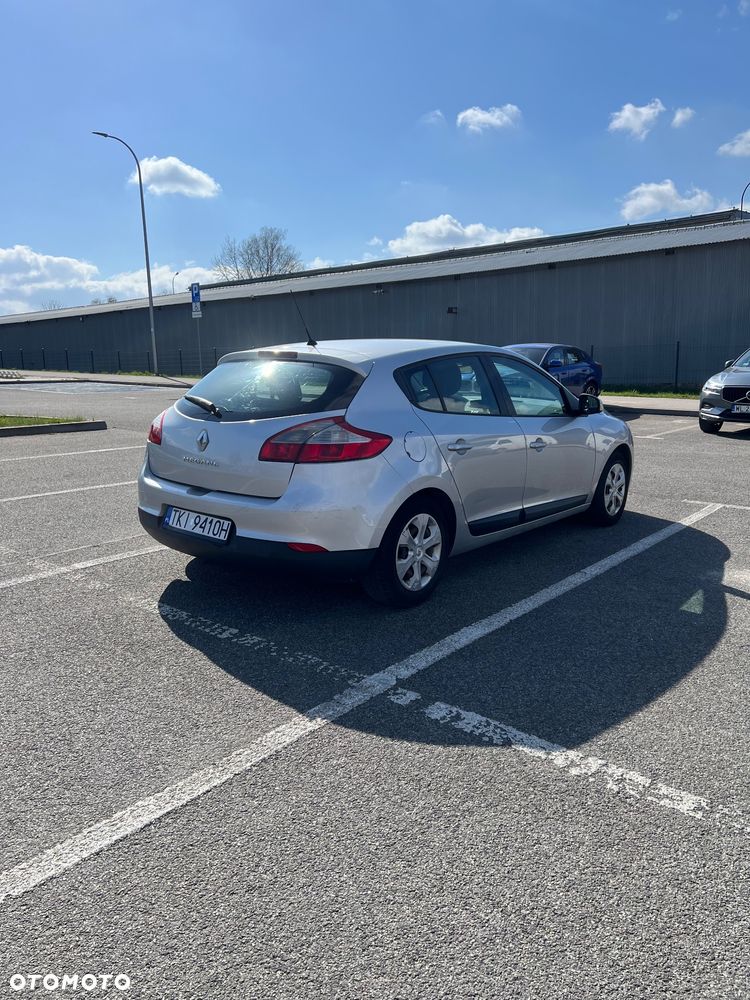 Renault Megane 1.5 dCi Authentique - 5