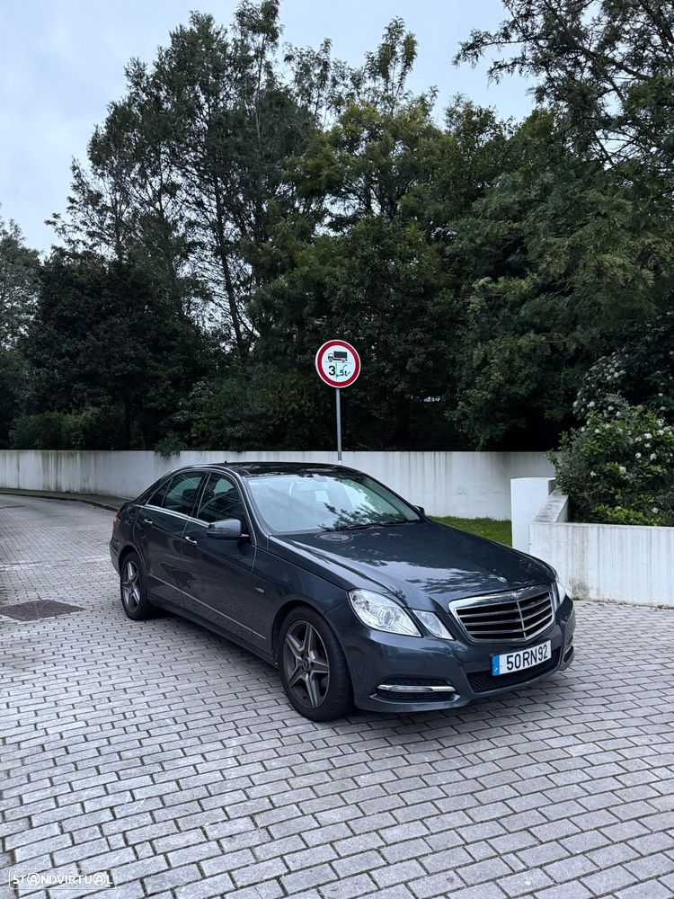 Mercedes-Benz E 200 BlueTEC Avantgarde Auto. - 4