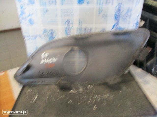 Grelha Friso AA36126150 PEUGEOT 308  T9 FASE 1 2016 1.6HDI 120CV 5P CINZENCO ESCURO FDRT PEUGEOT 308 2015 1.6 HDI 120CV 5P CINZA FD GRE FAROL DE NEVOEIRO - 2