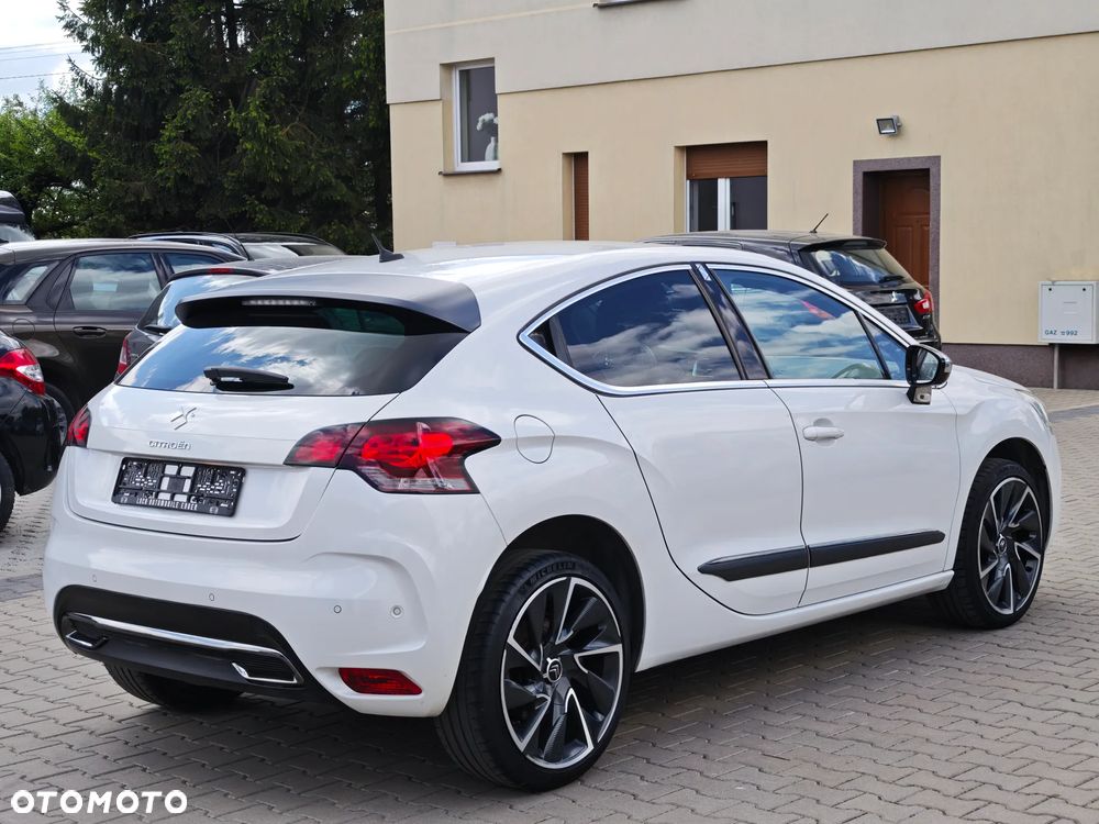 Citroën DS4 THP 200 SportChic - 10