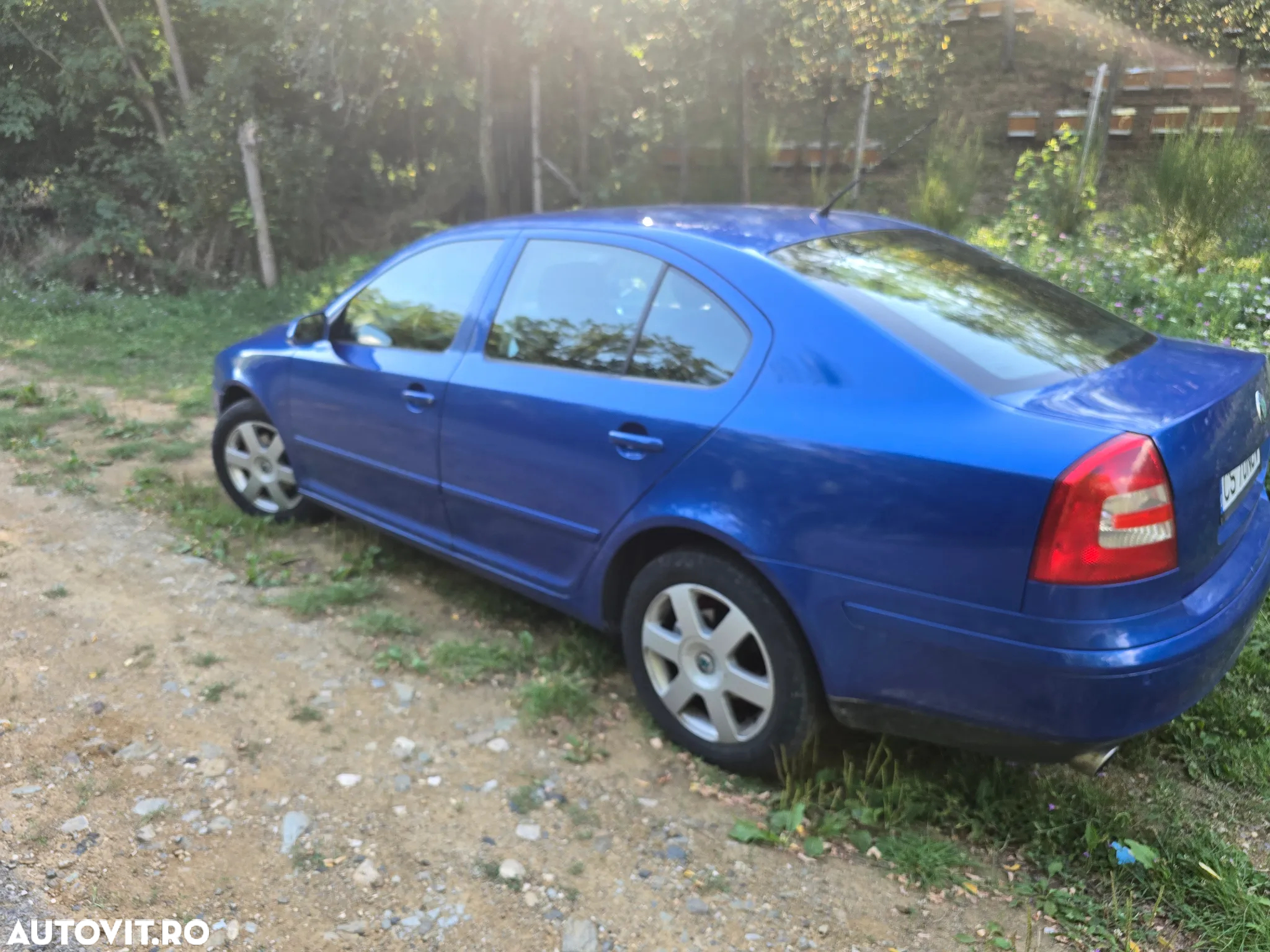 Skoda Octavia 1.6 Ambiente - 8