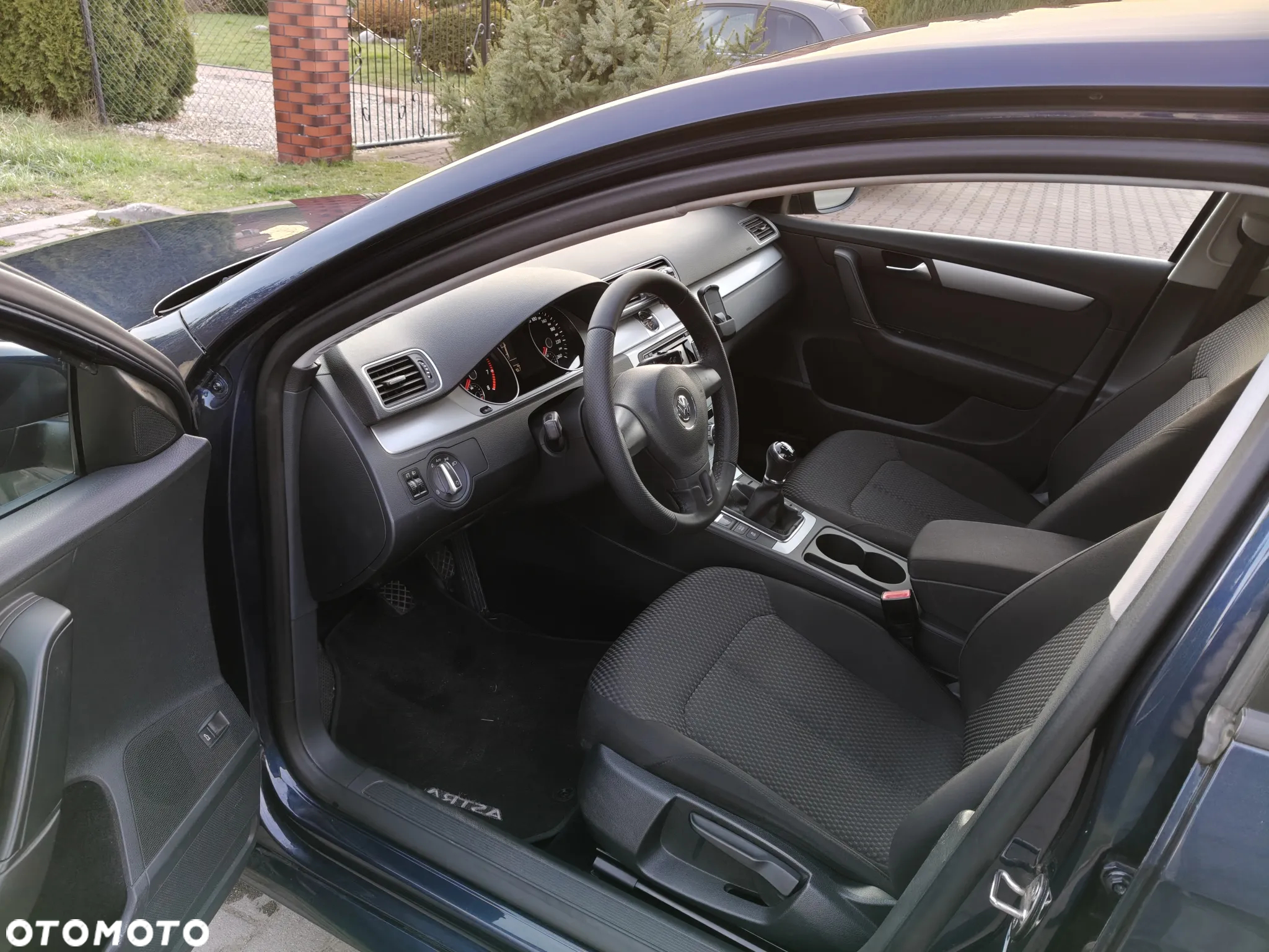 Volkswagen Passat 1.4 TSI BMT Trendline - 10