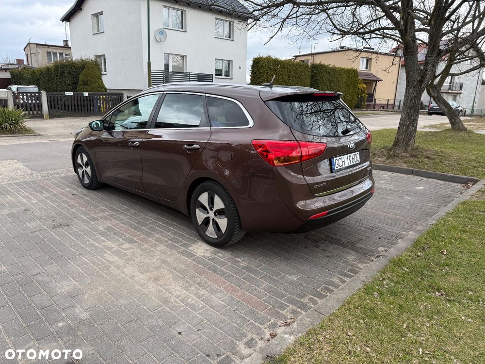 Kia Ceed 1.6 GDI Business Line - 6