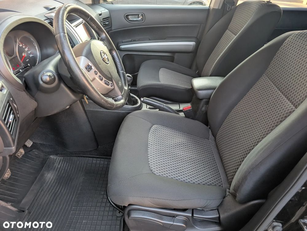 Nissan X-Trail 2.0 XE - 18