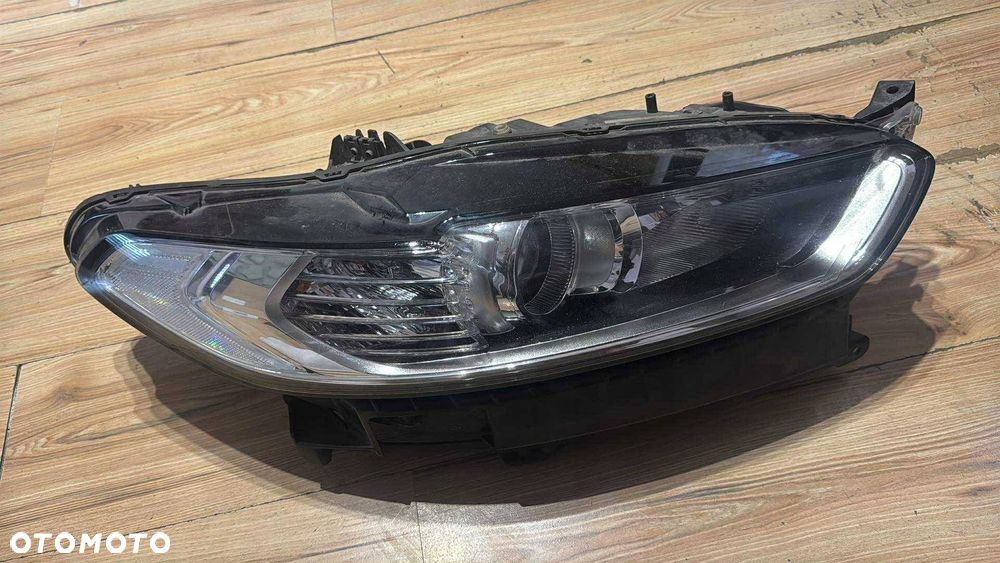 prawy reflektor ford mondeo mk5 wersja uk - 1