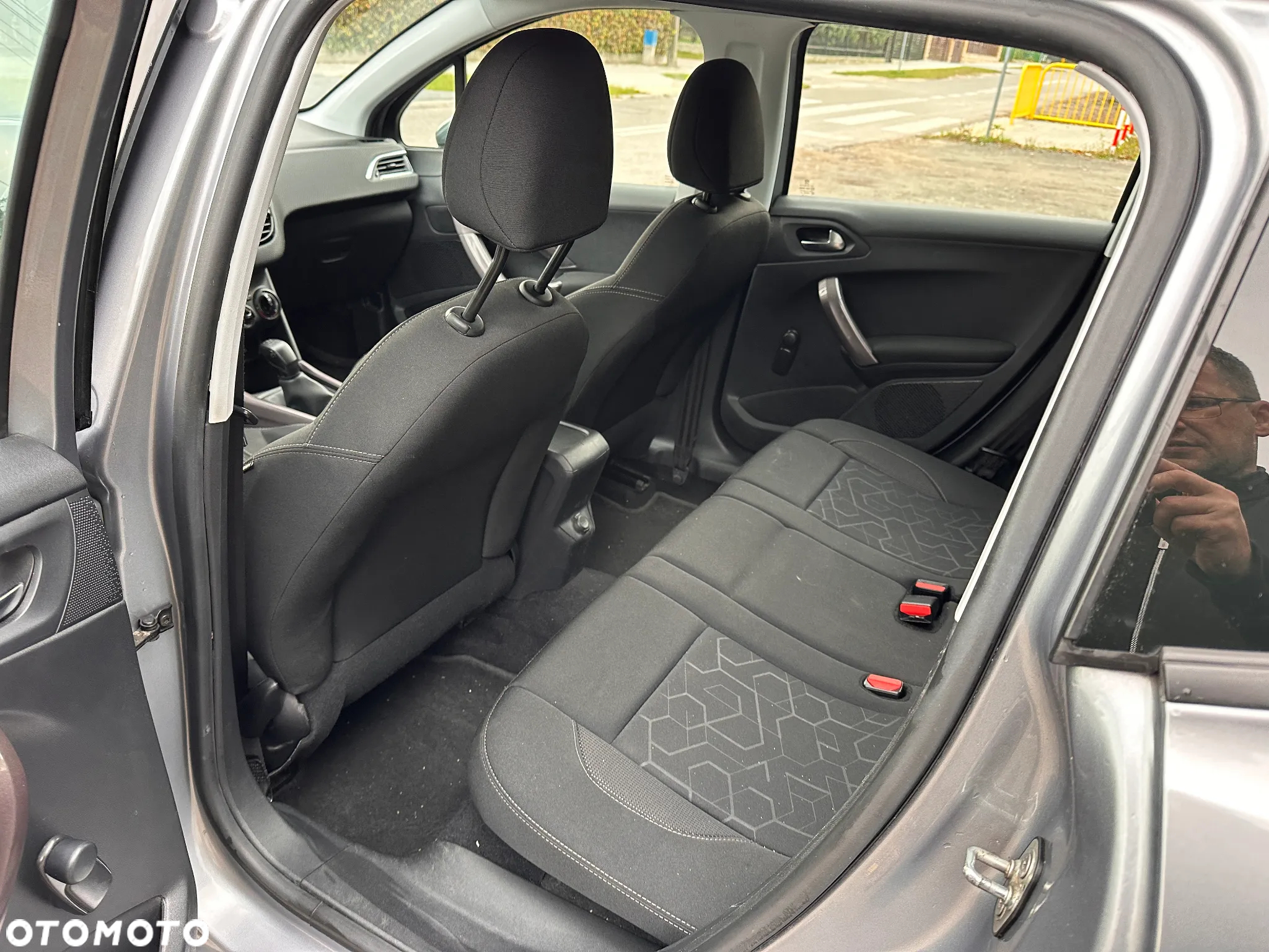 Peugeot 2008 1.6 BlueHDi Active - 8
