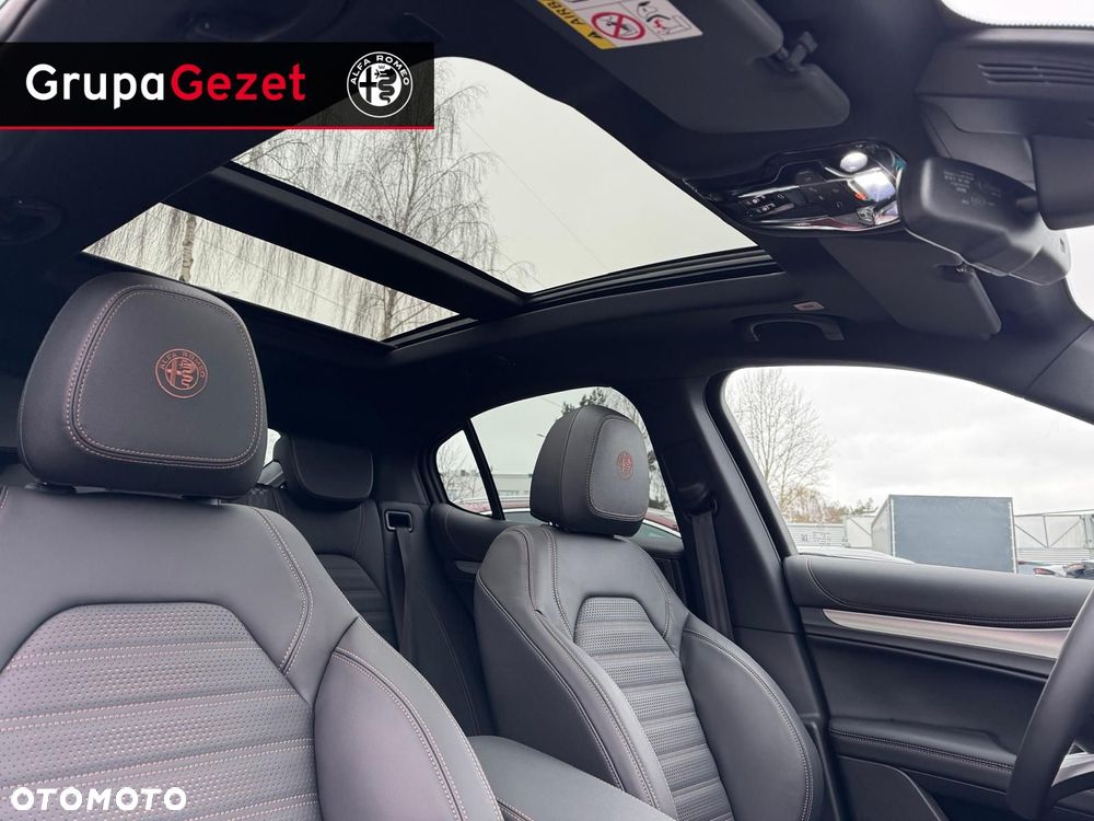 Alfa Romeo Stelvio - 17