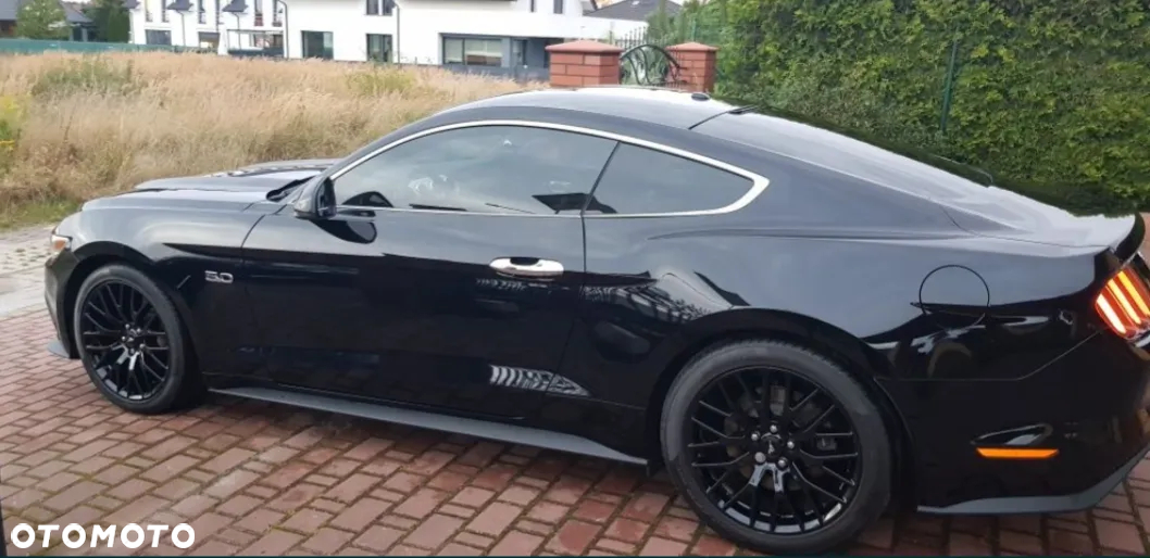 Ford Mustang 5.0 V8 Black Edition - 2
